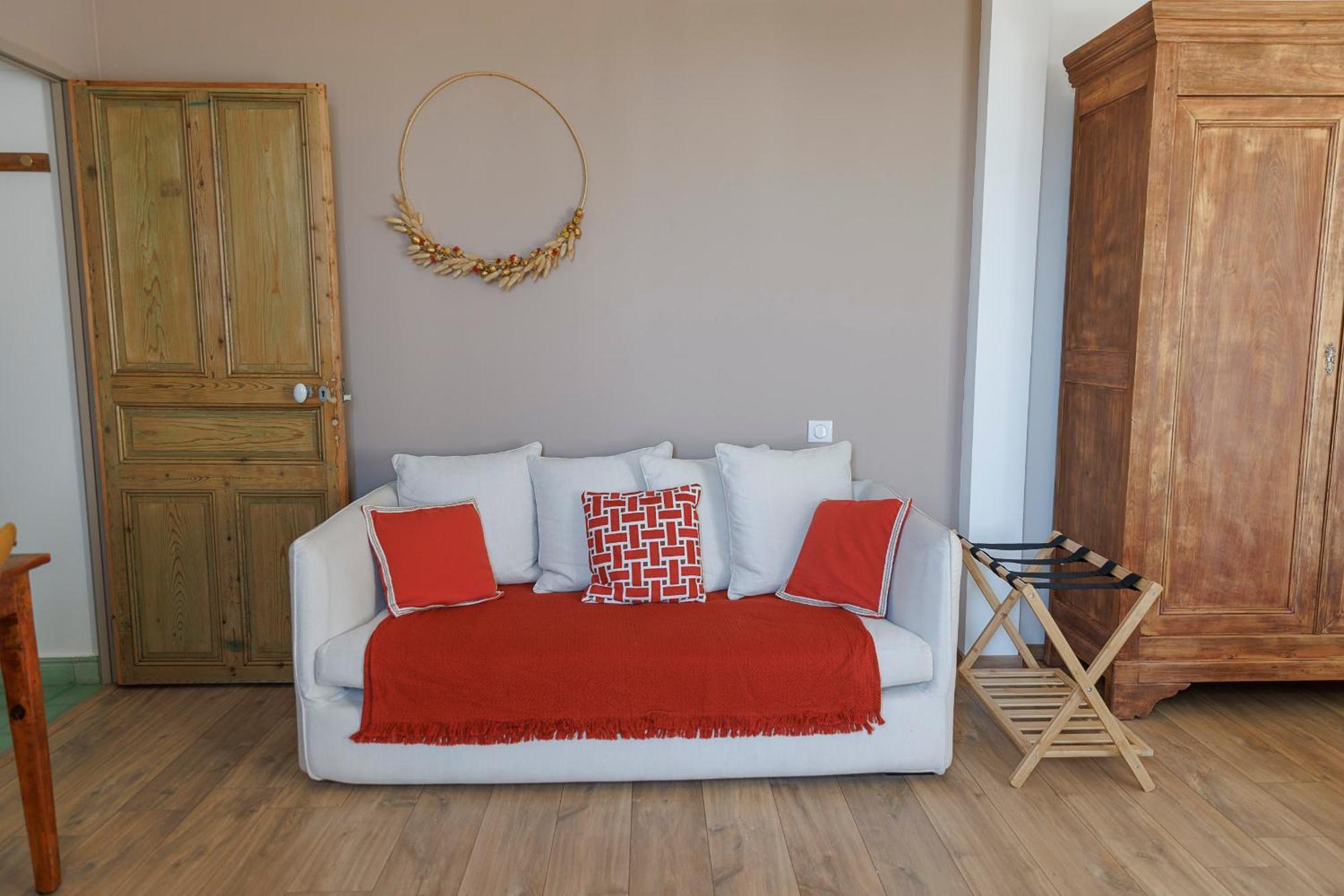 Chambres D'Hotes L'Oreliane En Provence Only Adult Châteauneuf-de-Gadagne Eksteriør billede