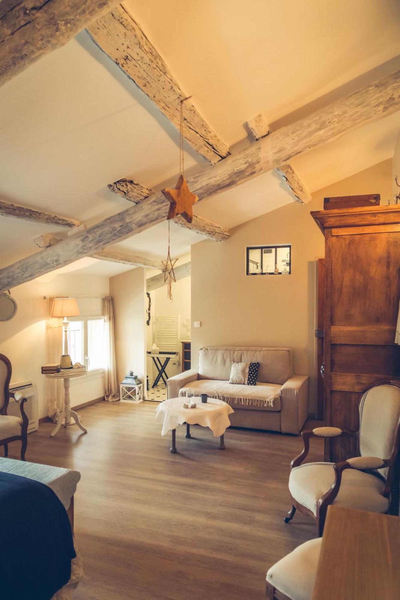 Chambres D'Hotes L'Oreliane En Provence Only Adult Châteauneuf-de-Gadagne Eksteriør billede