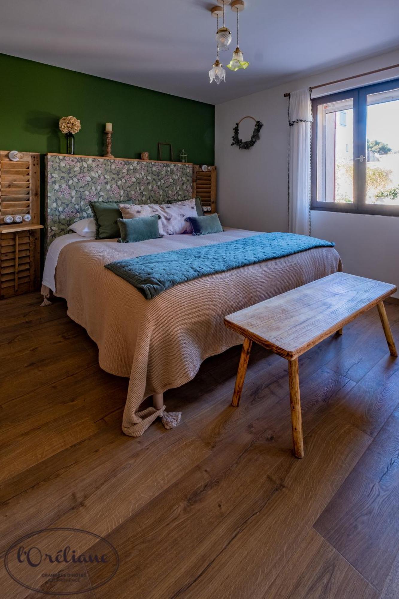 Chambres D'Hotes L'Oreliane En Provence Only Adult Châteauneuf-de-Gadagne Eksteriør billede