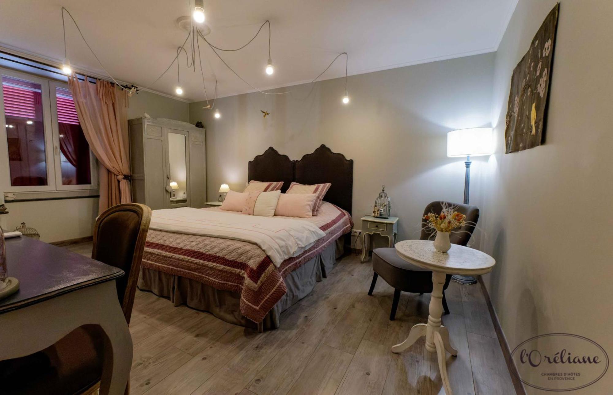 Chambres D'Hotes L'Oreliane En Provence Only Adult Châteauneuf-de-Gadagne Eksteriør billede
